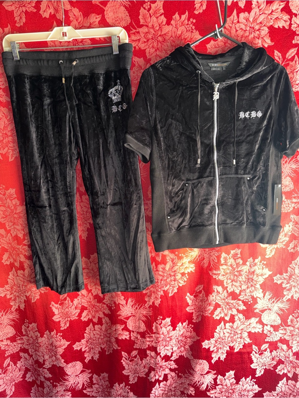 Bcbg black velour track suit gaucho style pants